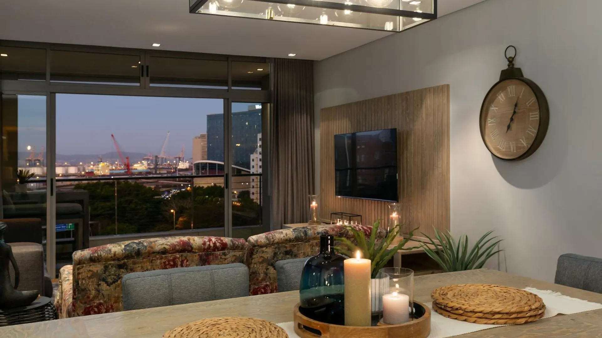 Harbour'S Edge Walk To V & A Waterfront And Cticc Apartment Cape Town